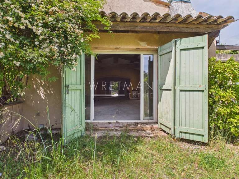 Maison Châteauneuf-Grasse - 202m²