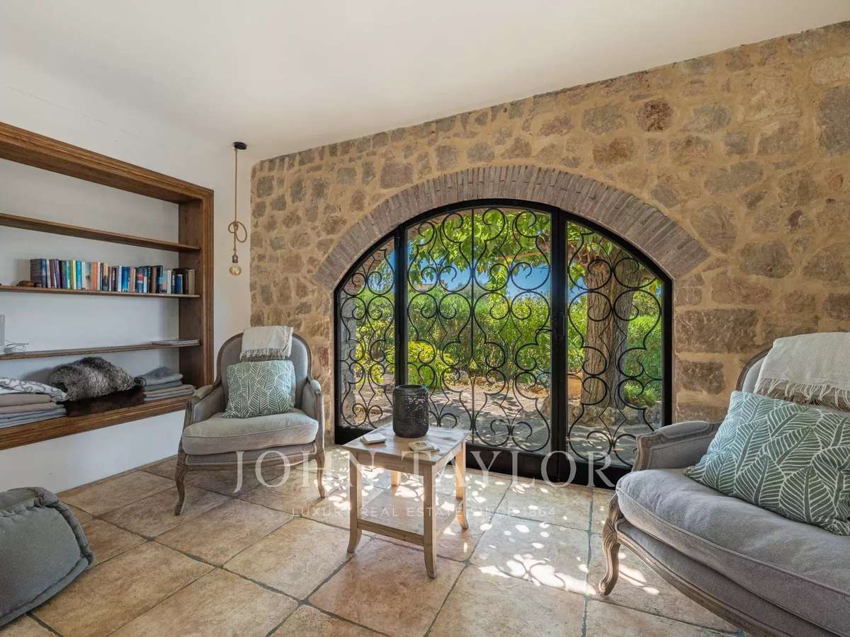 Maison Châteauneuf-Grasse