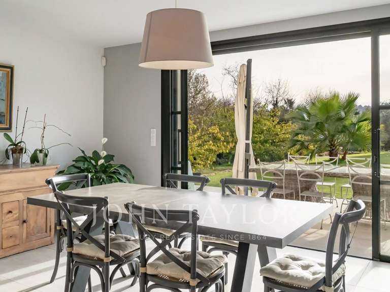 Maison Châteauneuf-Grasse - 4 chambres - 377m²
