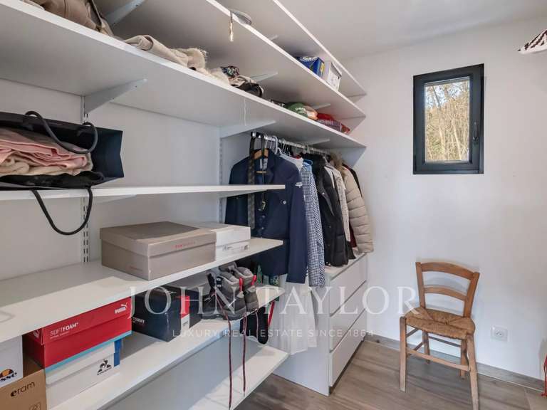 Maison Châteauneuf-Grasse - 4 chambres - 377m²