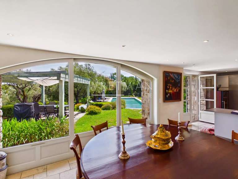 Maison Châteauneuf-Grasse - 5 chambres - 338m²