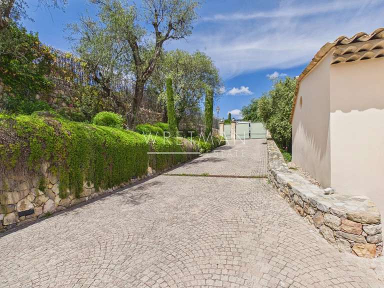 Maison Châteauneuf-Grasse - 5 chambres - 338m²