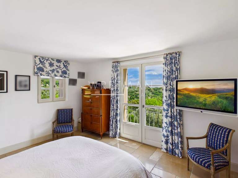 Maison Châteauneuf-Grasse - 5 chambres - 338m²