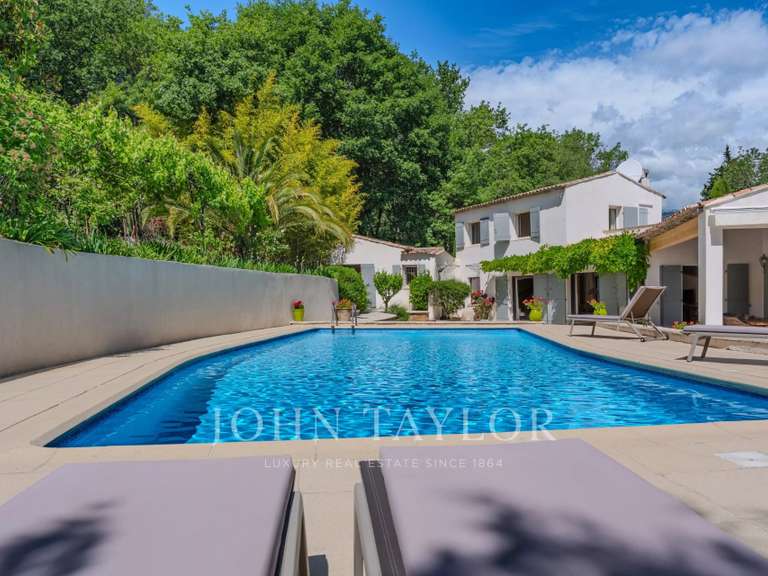 Maison Châteauneuf-Grasse - 5 chambres - 207m²