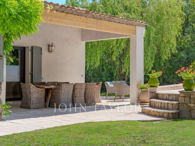 Maison Châteauneuf-Grasse - 5 chambres - 207m²