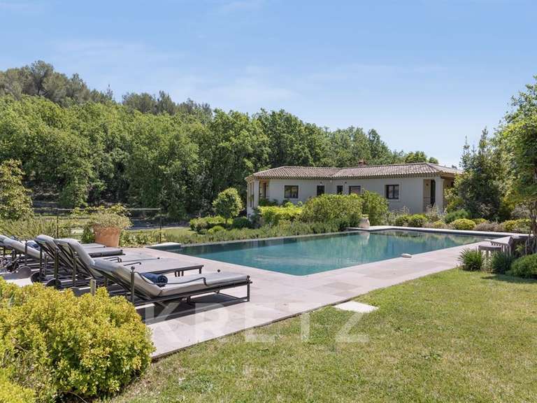 Maison Châteauneuf-Grasse - 390m²