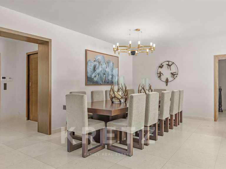 Maison Châteauneuf-Grasse - 390m²
