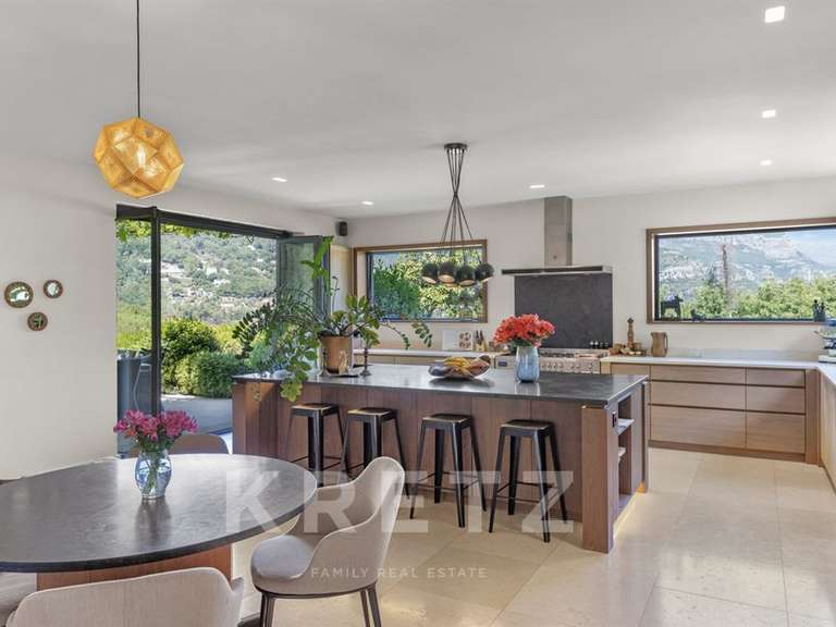 Maison Châteauneuf-Grasse - 390m²
