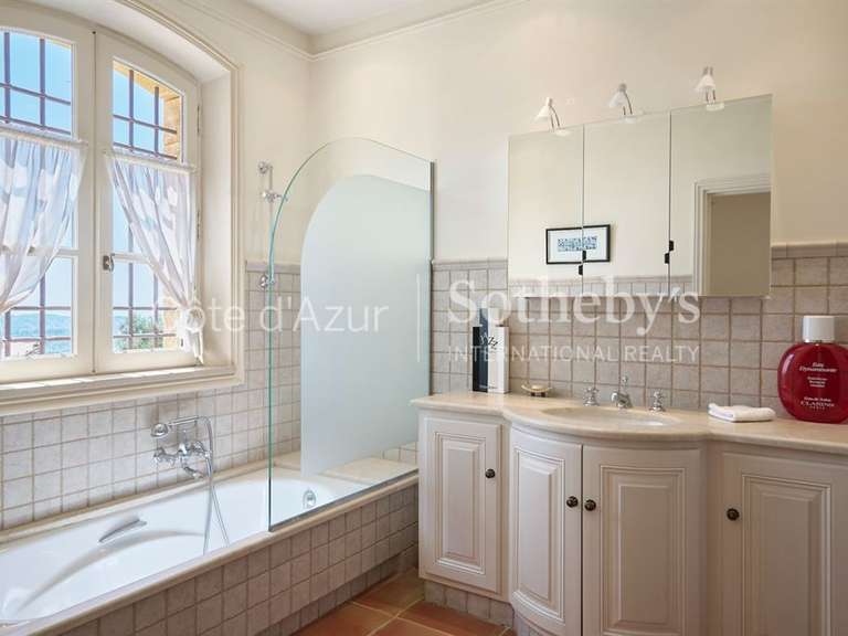 Maison avec Vue sur mer Châteauneuf-Grasse - 5 chambres - 796m²