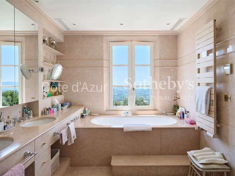 Maison avec Vue sur mer Châteauneuf-Grasse - 5 chambres - 796m²