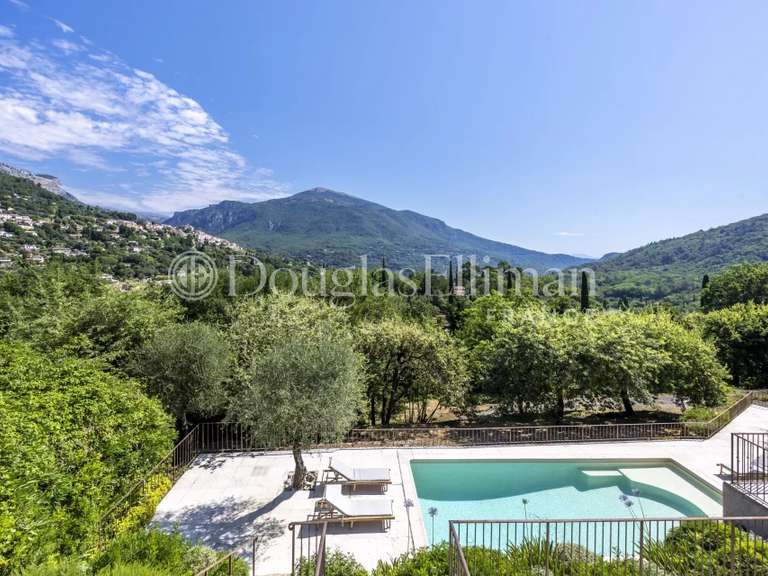 Maison Châteauneuf-Grasse - 4 chambres - 179m²