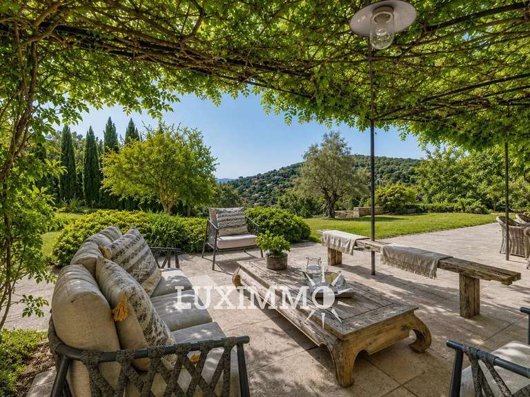 Maison Châteauneuf-Grasse - 6 chambres - 450m²