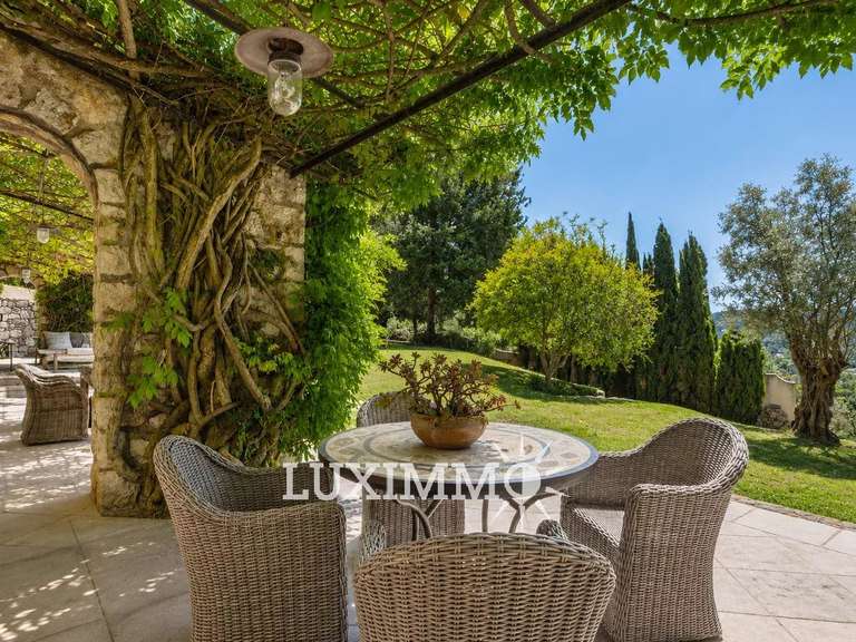 Maison Châteauneuf-Grasse - 6 chambres - 450m²