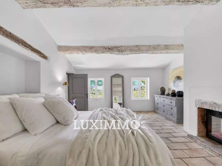 Maison Châteauneuf-Grasse - 6 chambres - 450m²