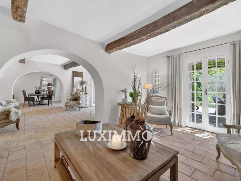 Maison Châteauneuf-Grasse - 6 chambres - 450m²