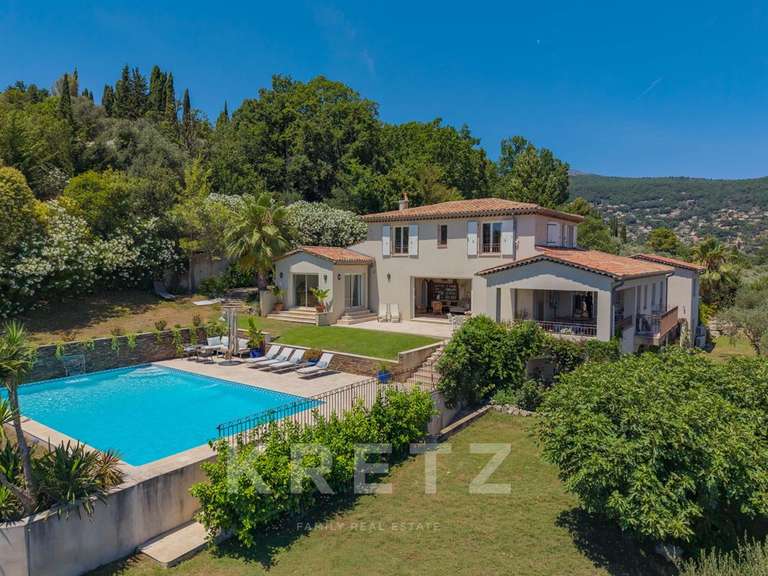 House Châteauneuf-Grasse - 6 bedrooms - 305m²