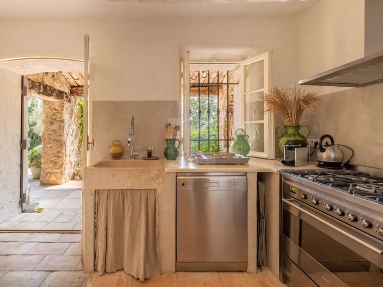 Maison Châteauneuf-Grasse - 5 chambres - 410m²