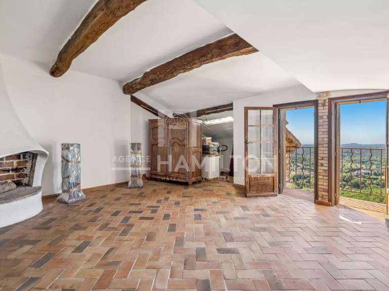 Maison Châteauneuf-Grasse - 2 chambres - 193m²