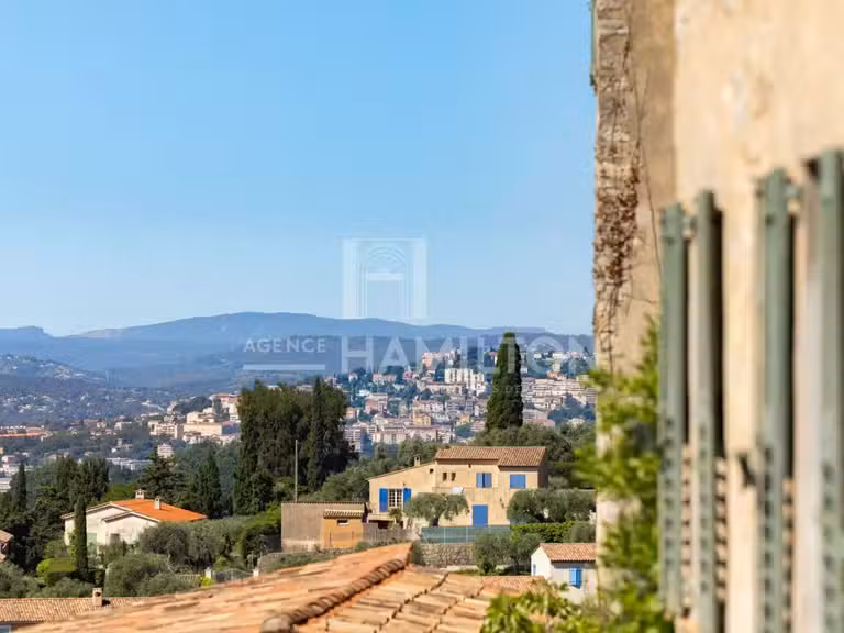 House Châteauneuf-Grasse - 2 bedrooms - 193m²
