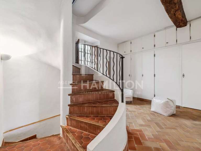 House Châteauneuf-Grasse - 2 bedrooms - 193m²