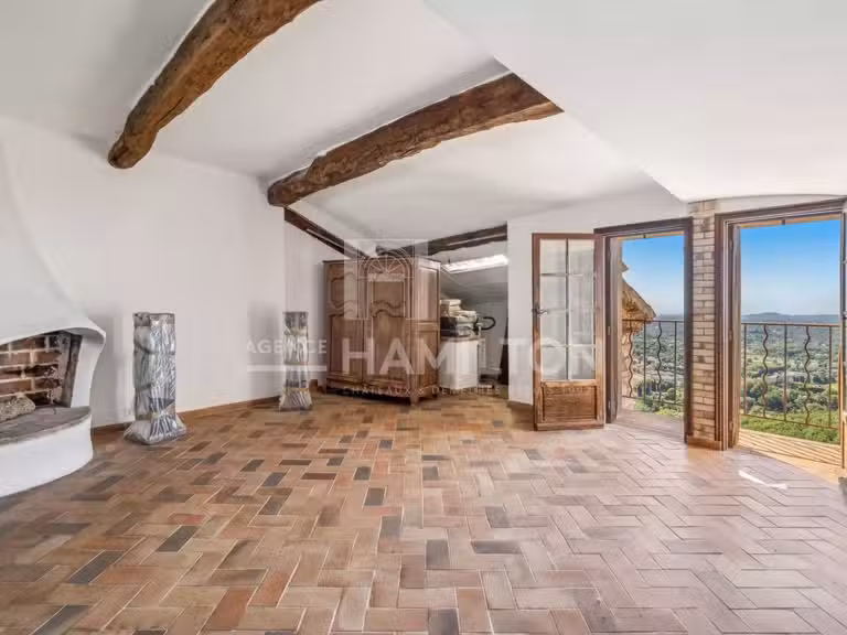 House Châteauneuf-Grasse - 2 bedrooms - 193m²