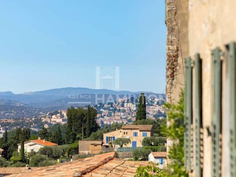 Maison Châteauneuf-Grasse - 2 chambres - 193m²