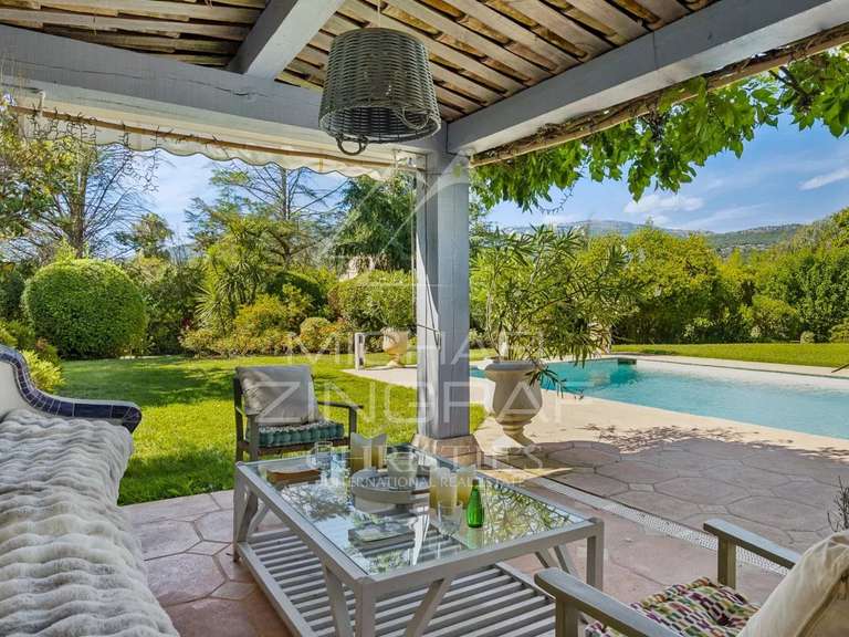 House Châteauneuf-Grasse - 6 bedrooms - 338m²