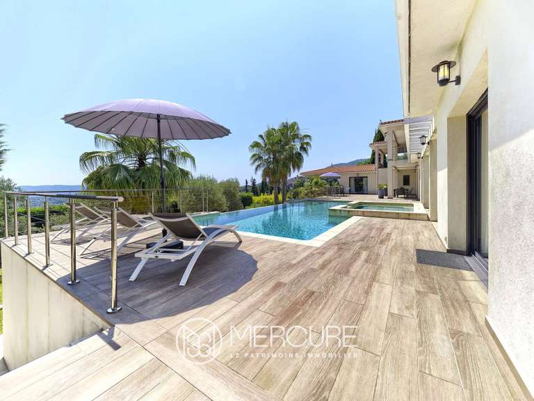 Propriété avec Vue sur mer Châteauneuf-Grasse - 4 chambres - 294m²