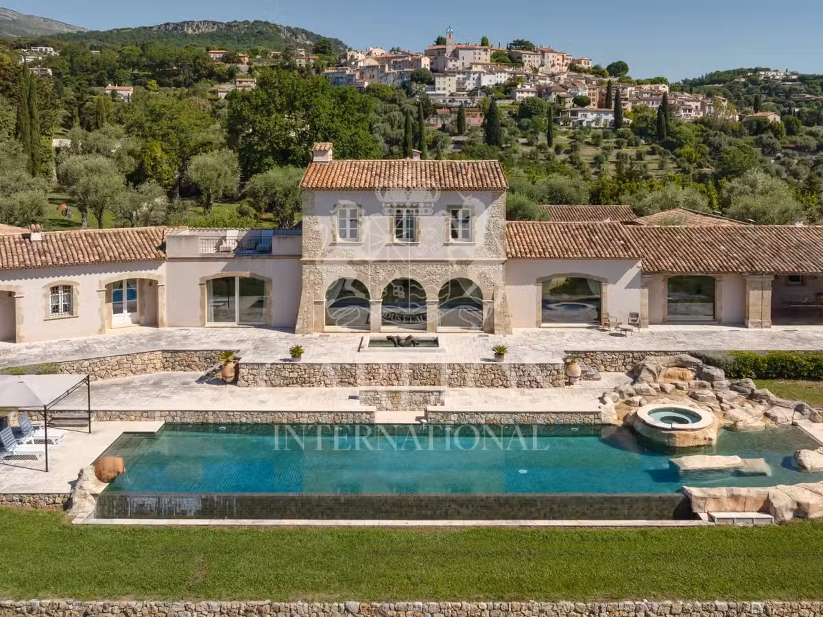 Propriété Châteauneuf-Grasse