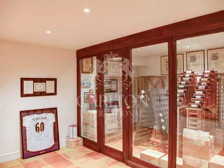 Property Châteauneuf-Grasse - 6 bedrooms - 625m²