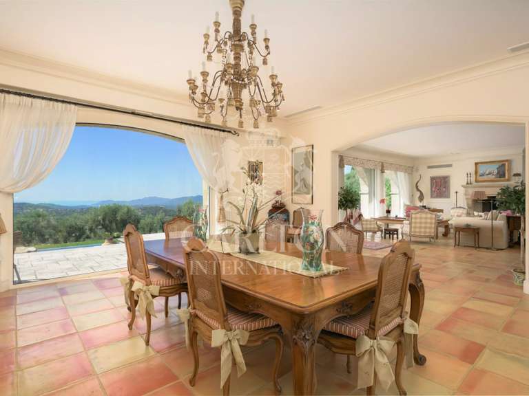 Propriété Châteauneuf-Grasse - 6 chambres - 625m²