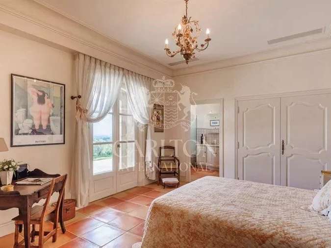Property Châteauneuf-Grasse - 6 bedrooms - 625m²