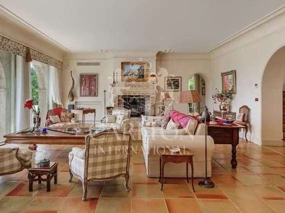 Property Châteauneuf-Grasse