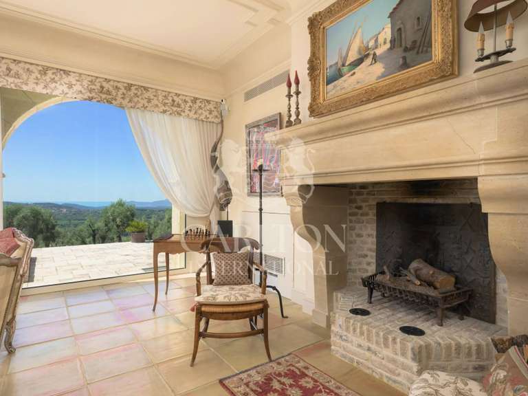 Propriété Châteauneuf-Grasse - 6 chambres - 625m²