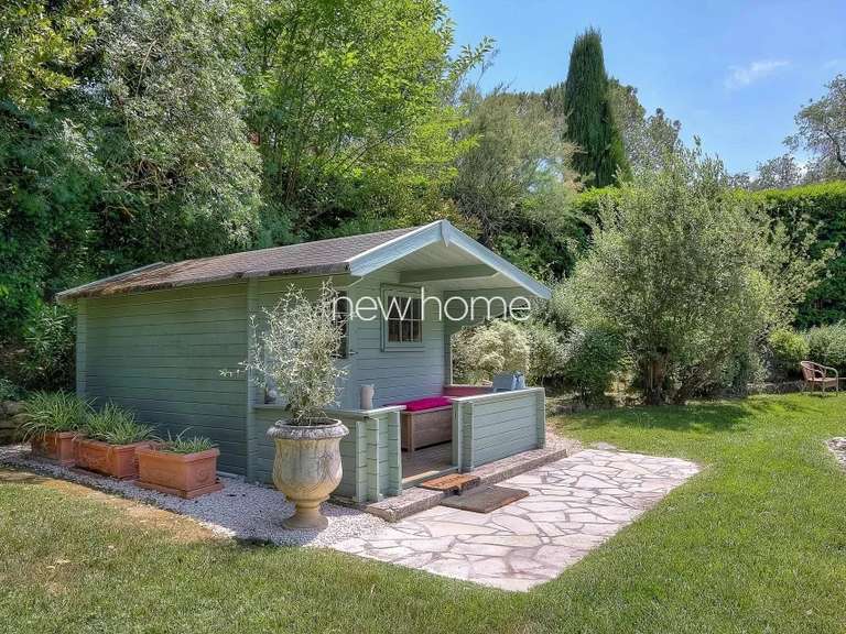 Propriété Châteauneuf-Grasse - 6 chambres - 338m²