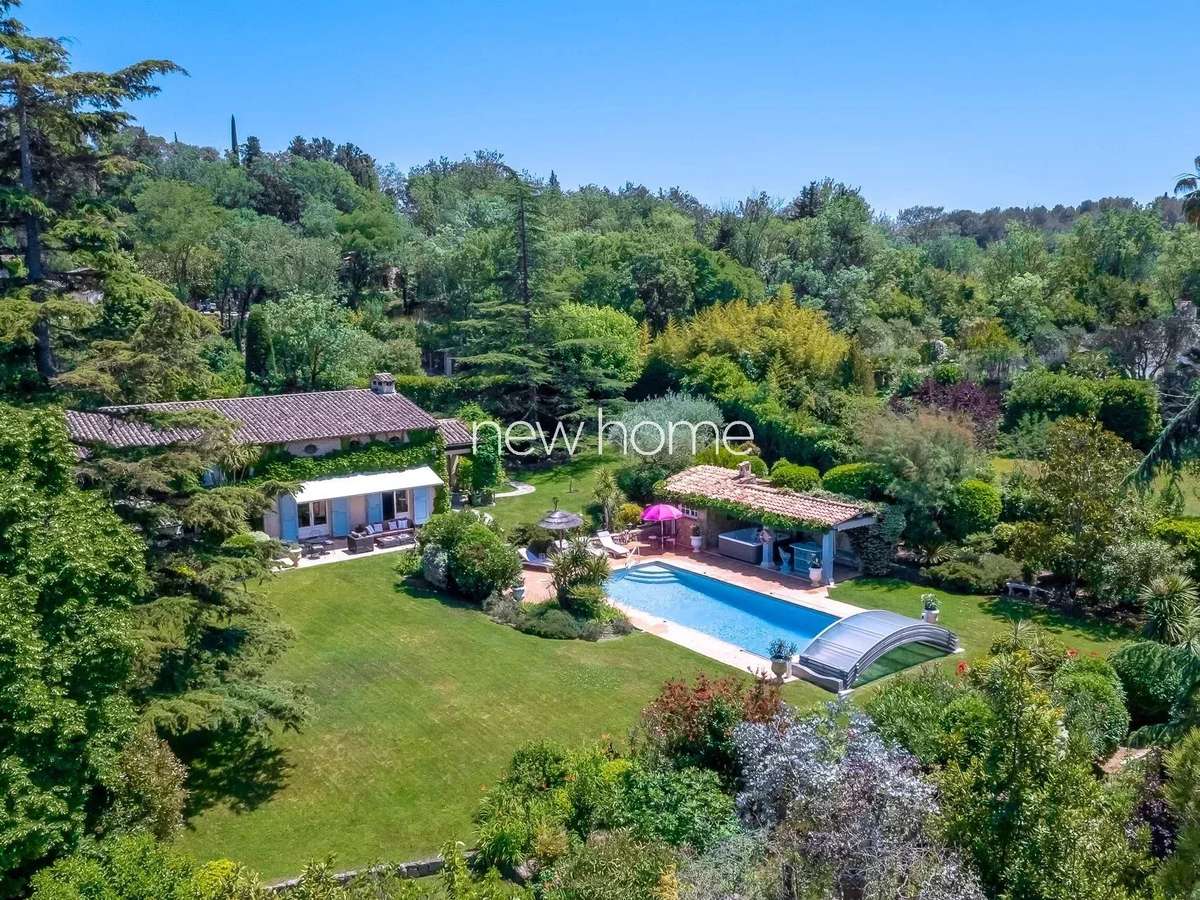 Propriété Châteauneuf-Grasse