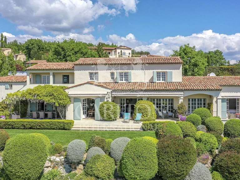 Propriété Châteauneuf-Grasse - 5 chambres - 408m²