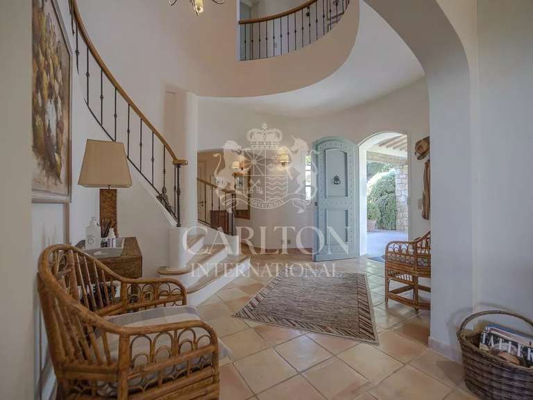 Propriété Châteauneuf-Grasse - 5 chambres - 408m²