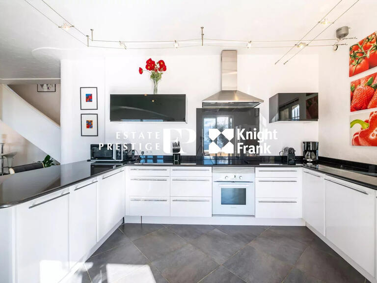 Villa Châteauneuf-Grasse - 5 chambres - 284m²