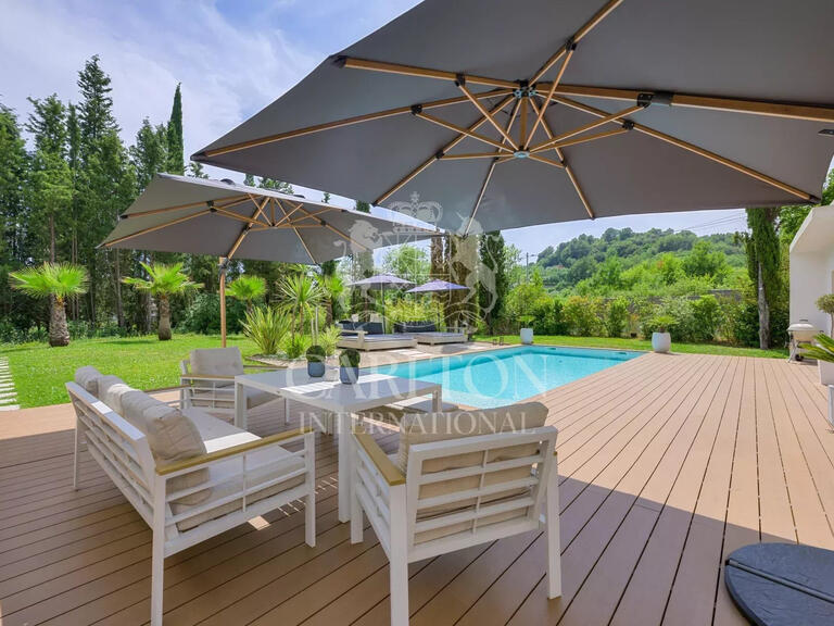 Villa Châteauneuf-Grasse - 4 chambres - 170m²