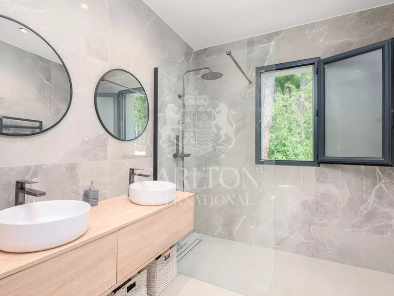 Villa Châteauneuf-Grasse - 4 chambres - 170m²