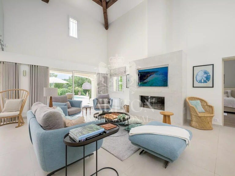 Villa Châteauneuf-Grasse - 4 chambres - 180m²