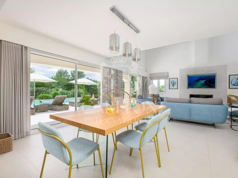 Villa Châteauneuf-Grasse - 4 chambres - 180m²