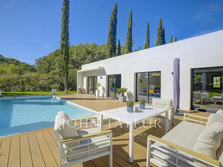 Villa Châteauneuf-Grasse - 4 bedrooms - 170m²