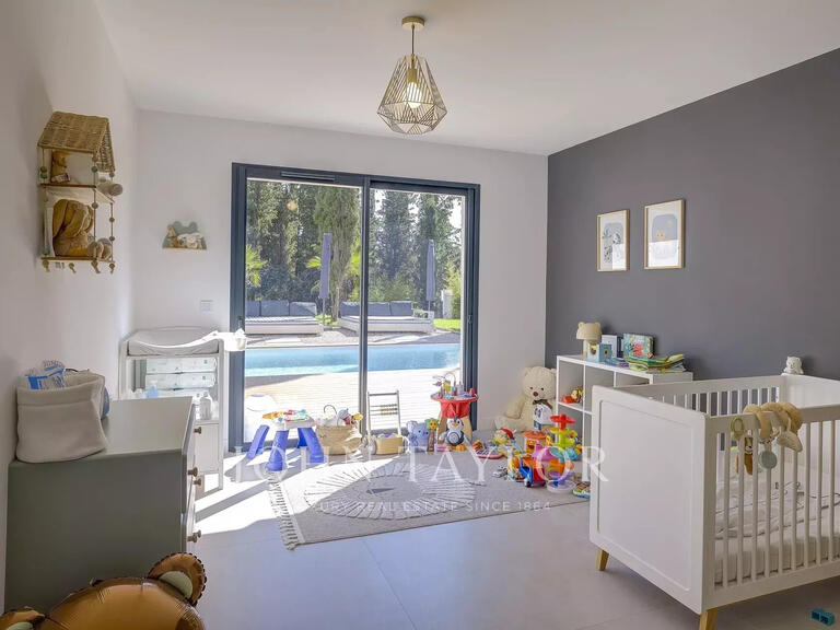 Villa Châteauneuf-Grasse - 4 bedrooms - 170m²