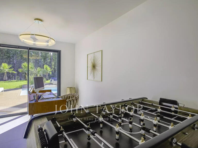 Villa Châteauneuf-Grasse - 4 bedrooms - 170m²
