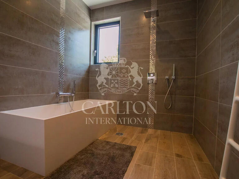 Villa Châteauneuf-Grasse - 4 chambres - 200m²
