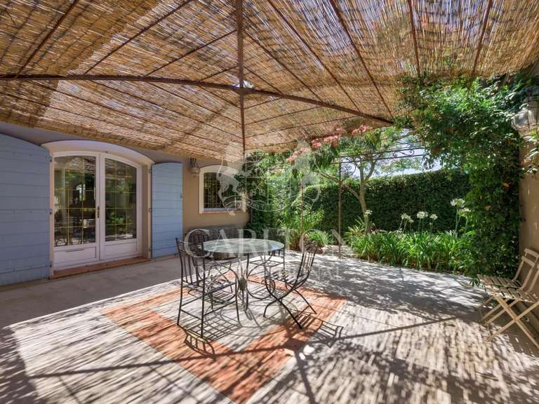 Villa Châteauneuf-Grasse - 4 chambres - 290m²