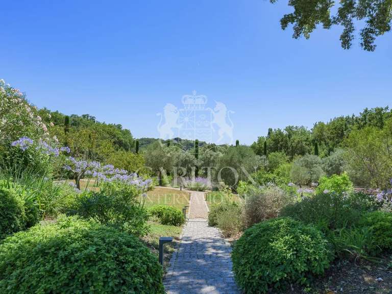 Villa Châteauneuf-Grasse - 4 chambres - 290m²