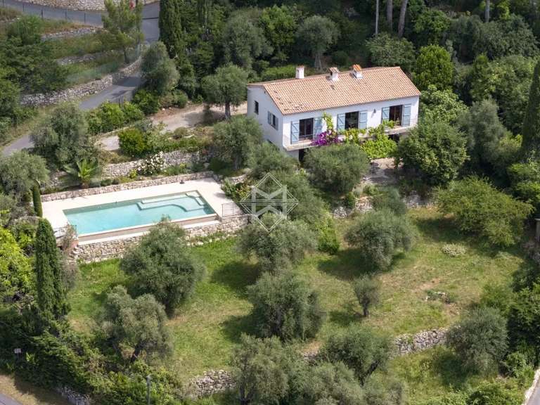 Villa Châteauneuf-Grasse - 4 chambres - 137m²